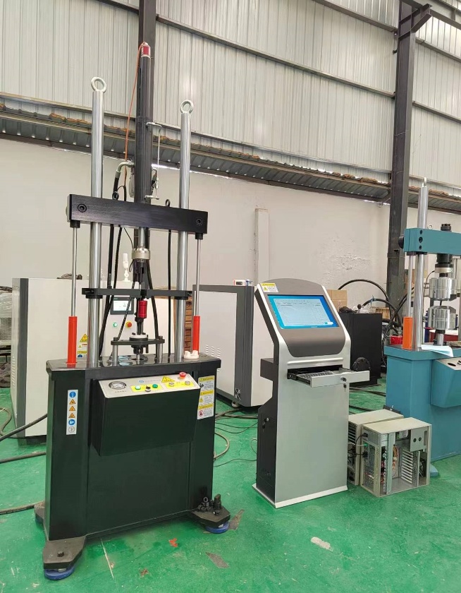 　减震器疲劳试验机