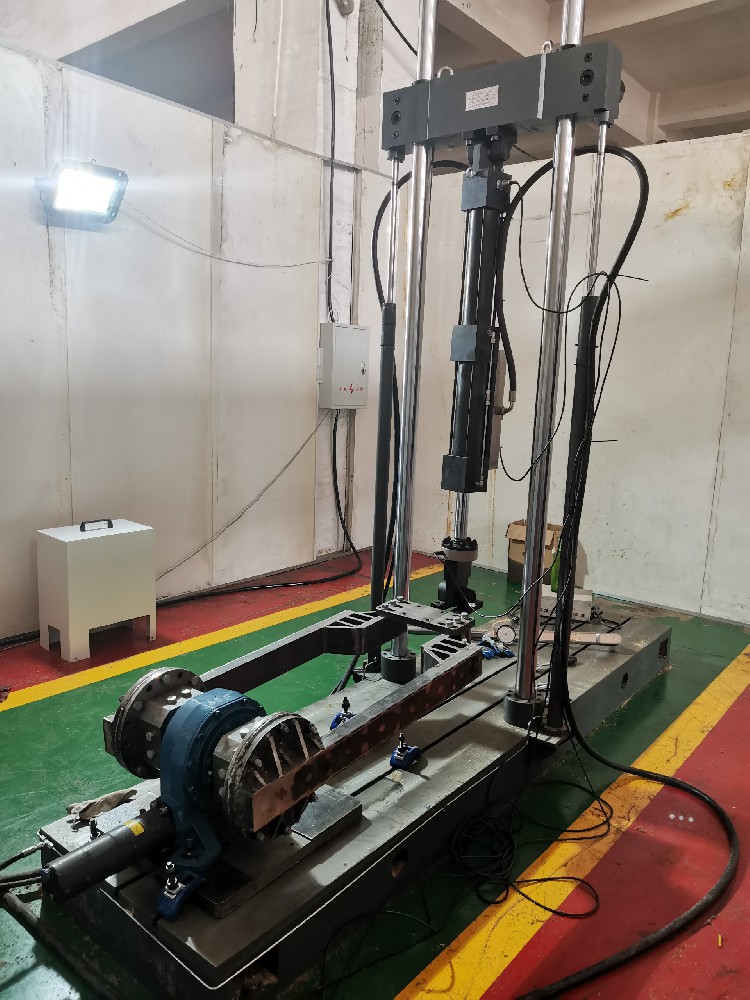 减速机壳体疲劳试验机：技术原理、应用与行业解决方案